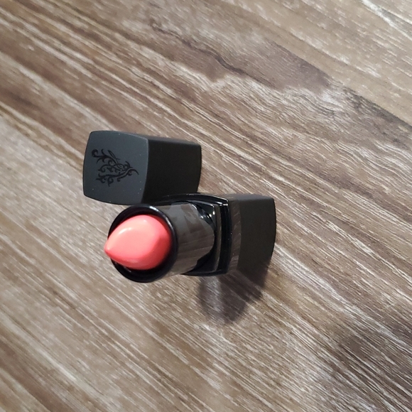 Younique Moodstruck Opulence Lipstick Extravagant - Picture 3 of 4